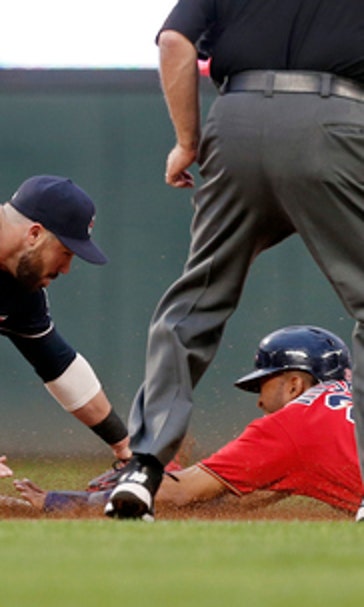 Carrasco shines, Encarnacion homers, Indians beat Twins 8-1 (Jun 16, 2017)